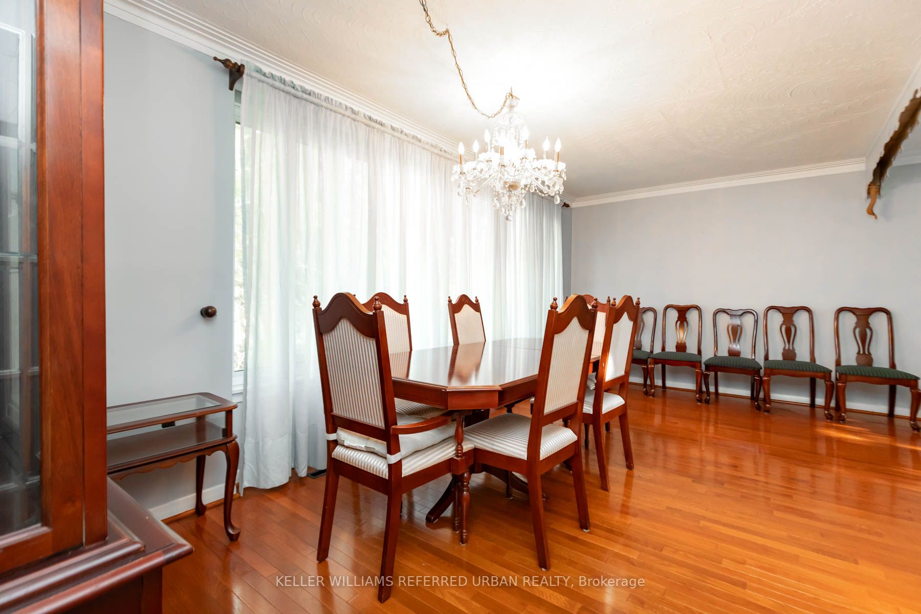 20 Gracefield Ave