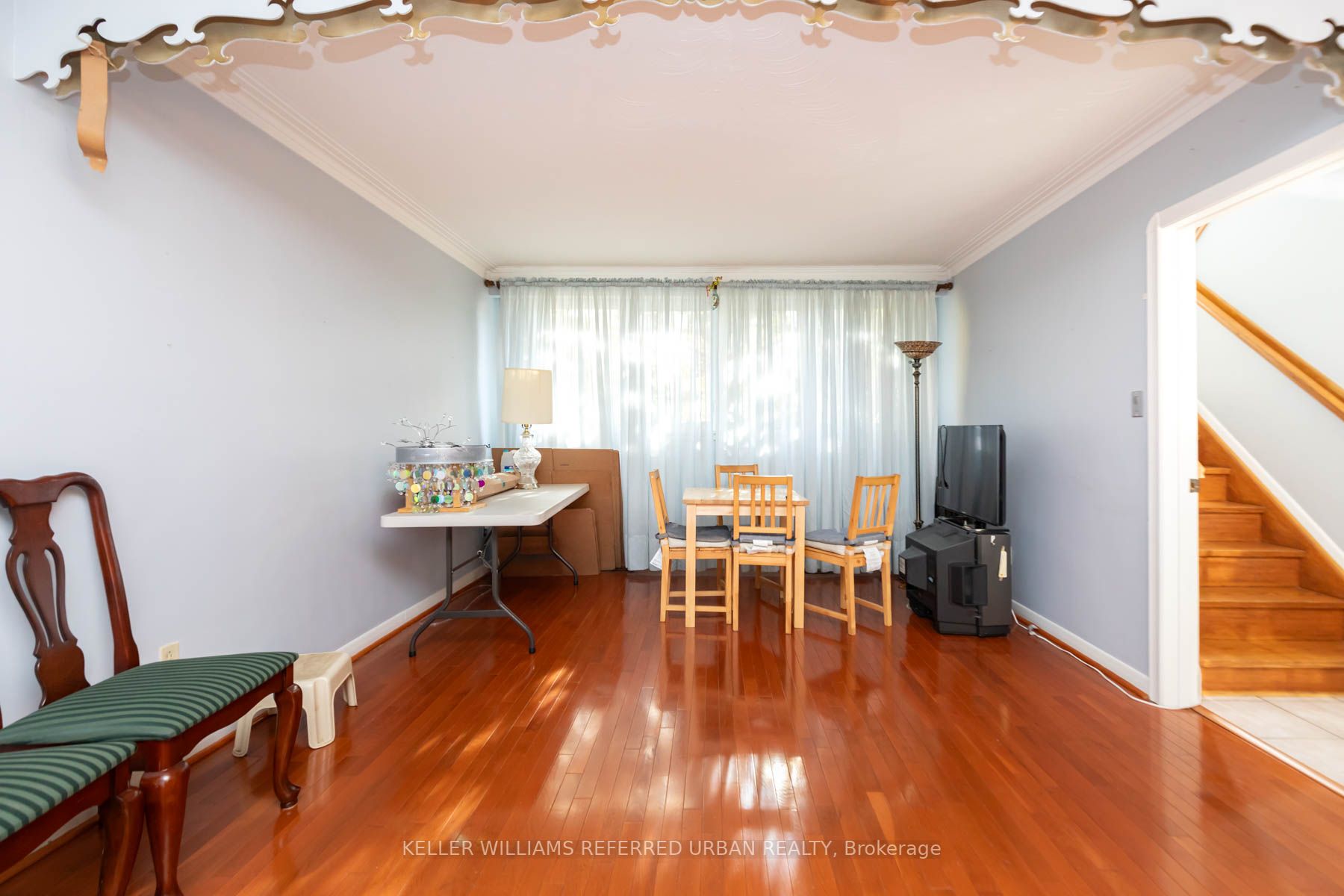 20 Gracefield Ave