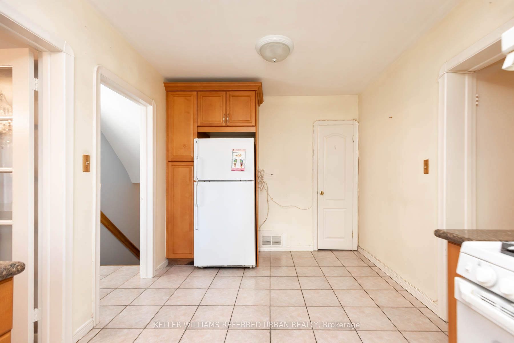 20 Gracefield Ave