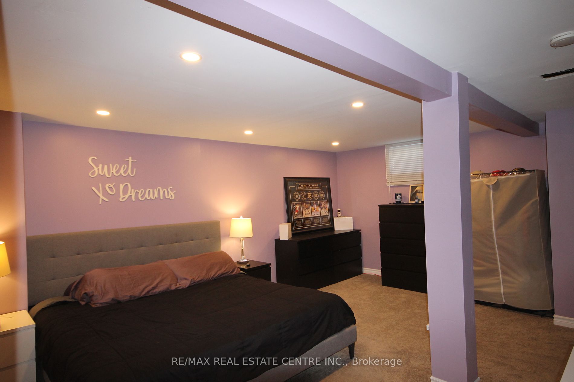 20 Mountainview Rd S, #8