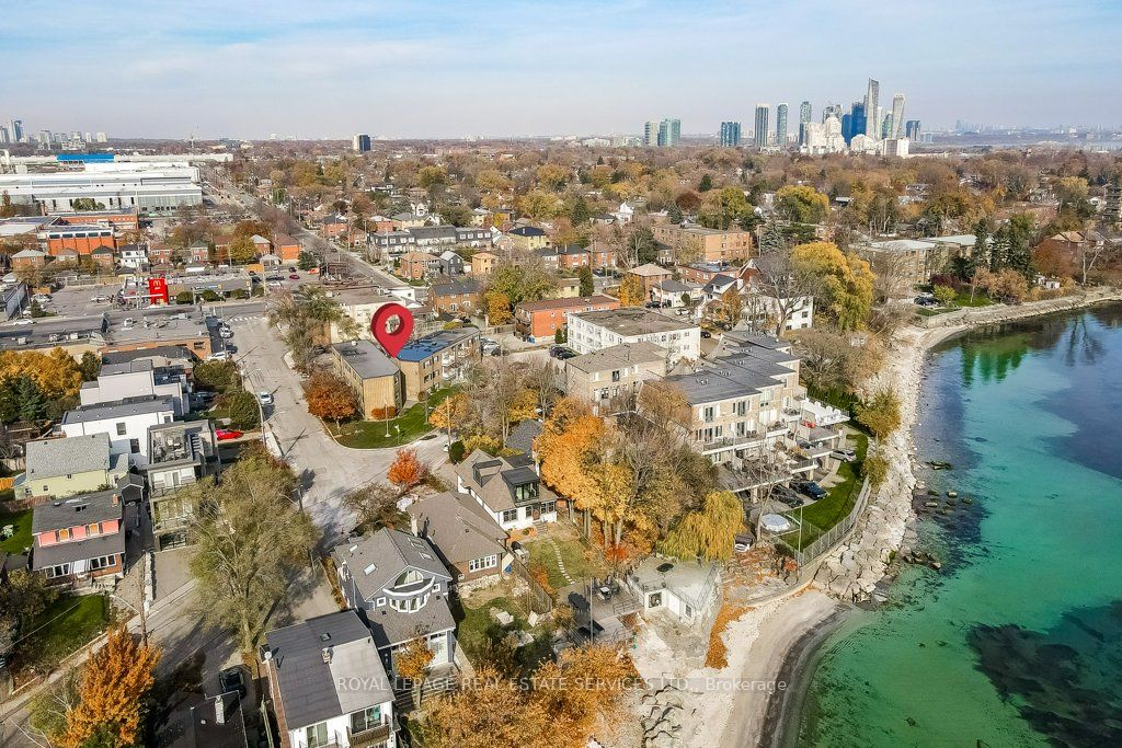 6 Lake Shore Dr