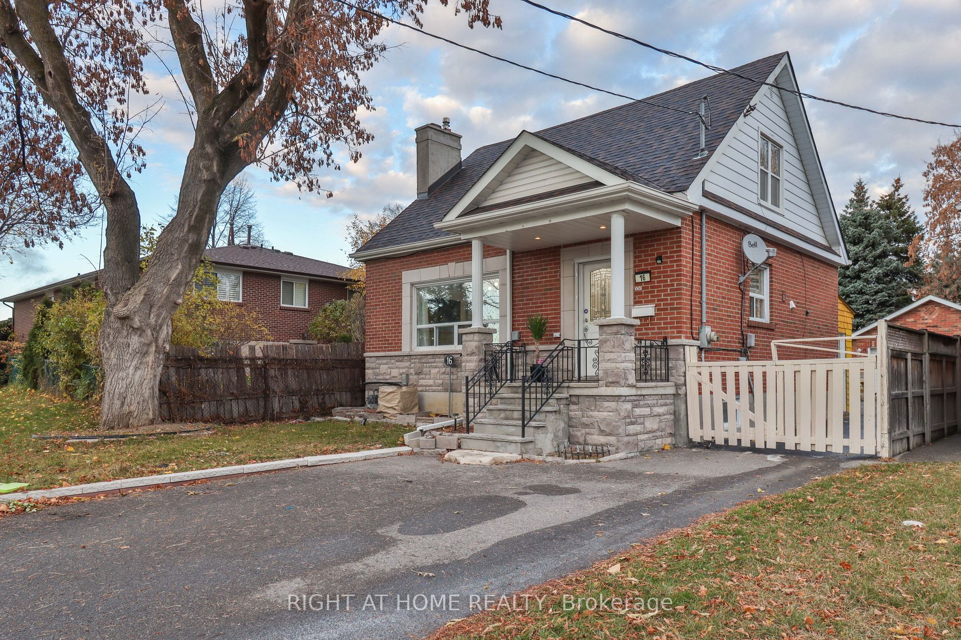16 Plainfield Rd