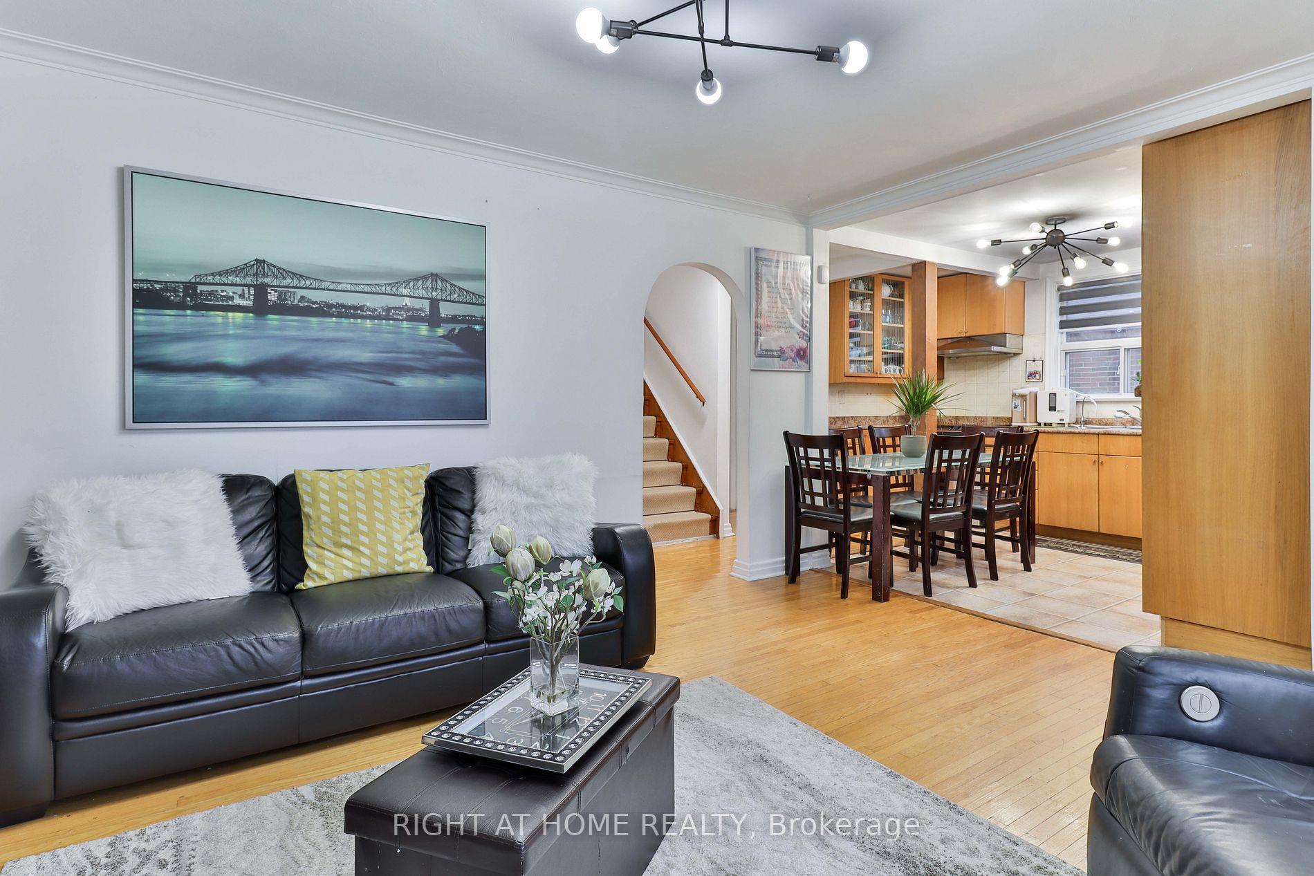 16 Plainfield Rd