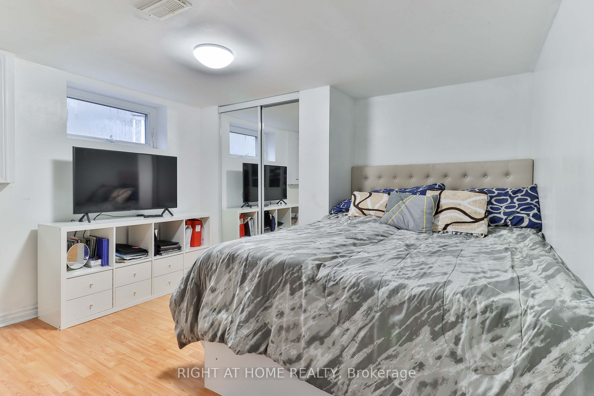 16 Plainfield Rd