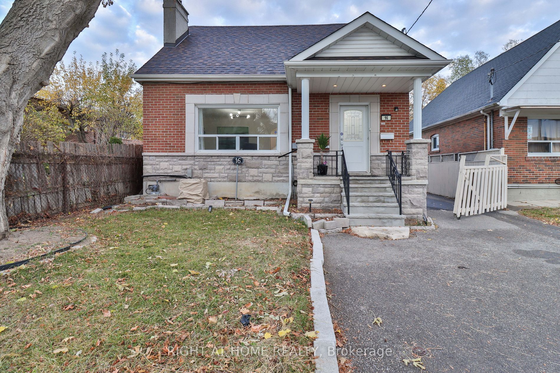 16 Plainfield Rd