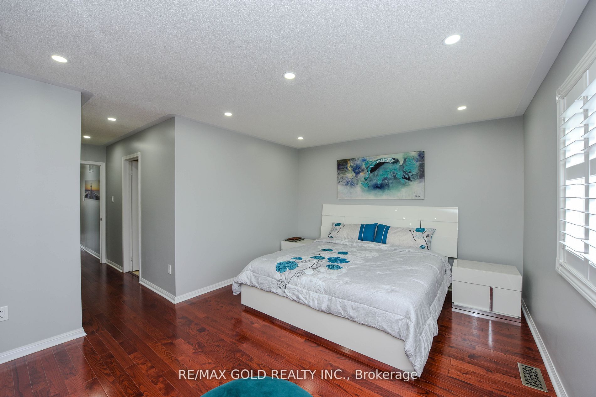 1360 Weir Chse