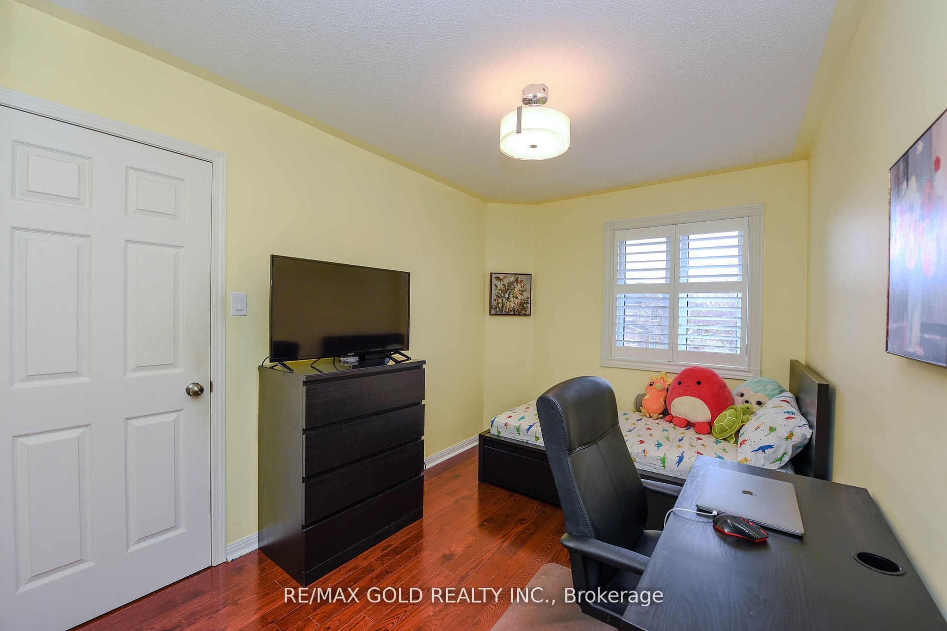 1360 Weir Chse