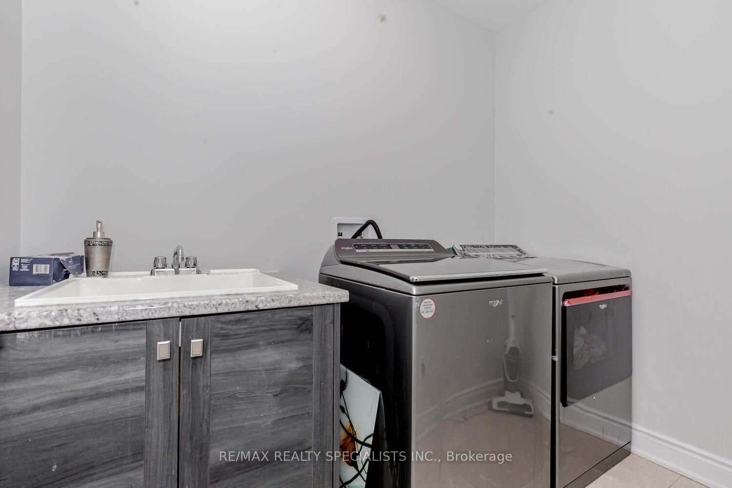 48 Thornvalley Terr