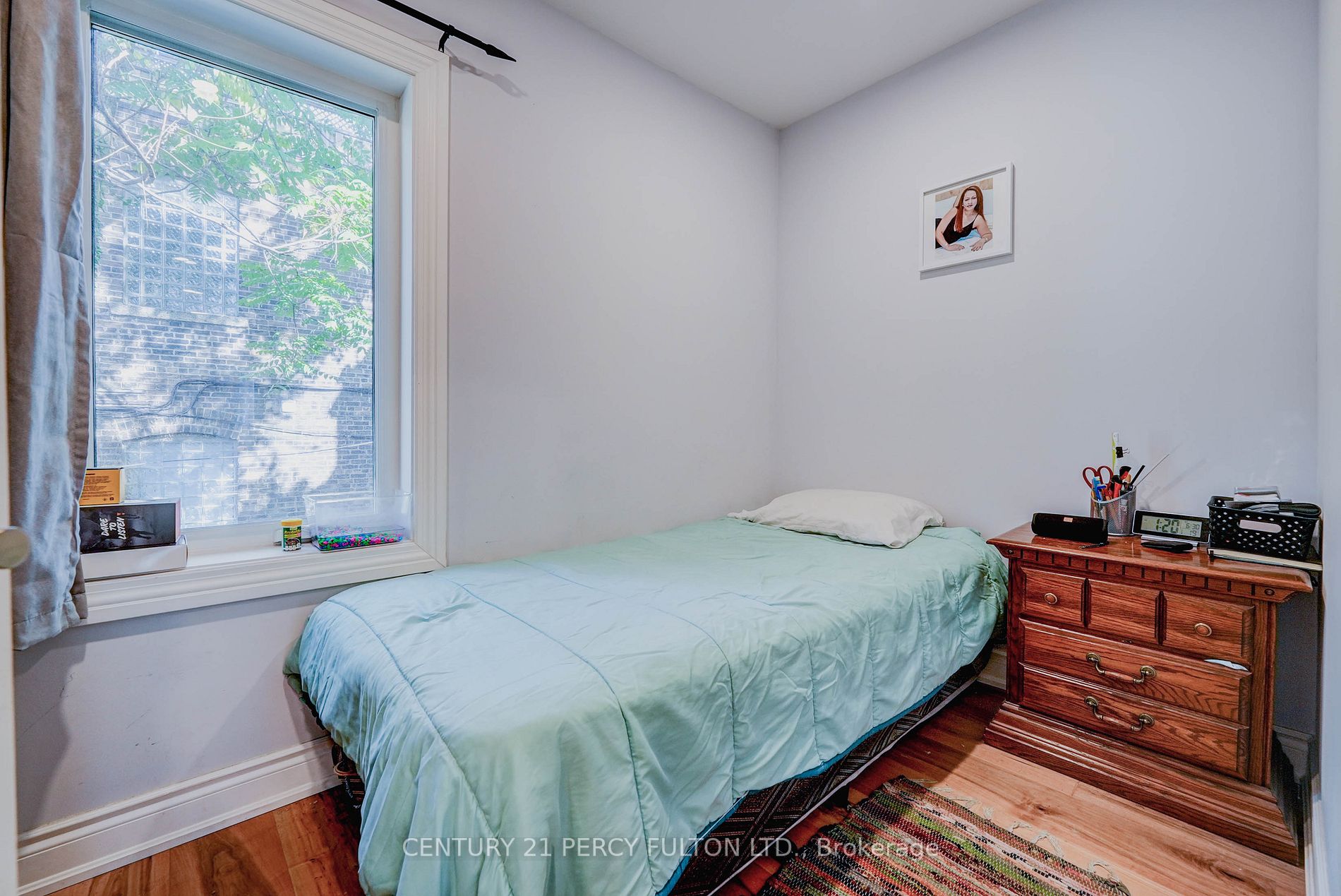 6 Silver Ave
