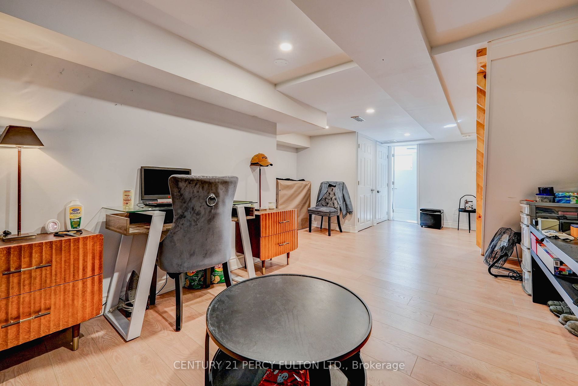 6 Silver Ave