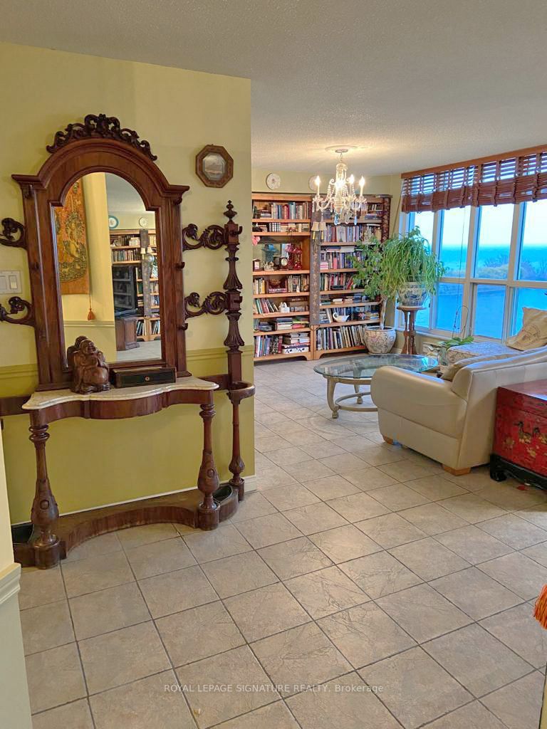 2285 Lake Shore Blvd W, #1104