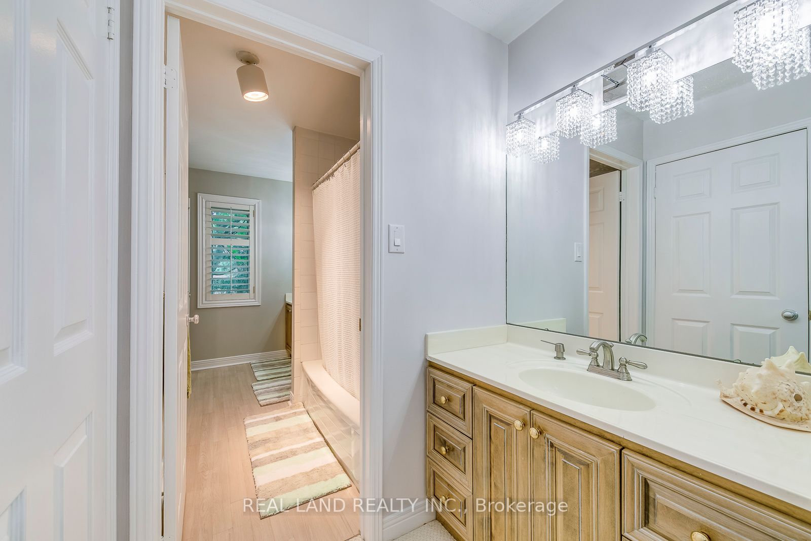 341 Acacia Crt