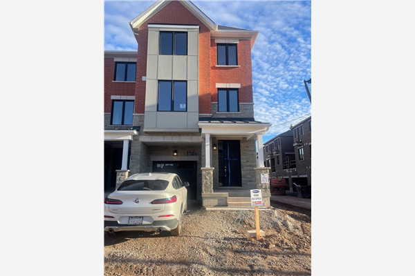 1388 Kobzar Dr, Oakville