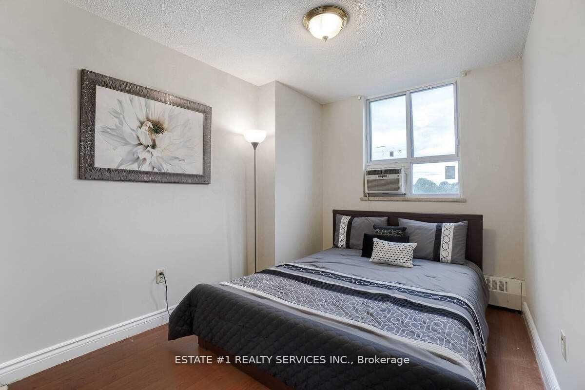 1625 Bloor St E, #515