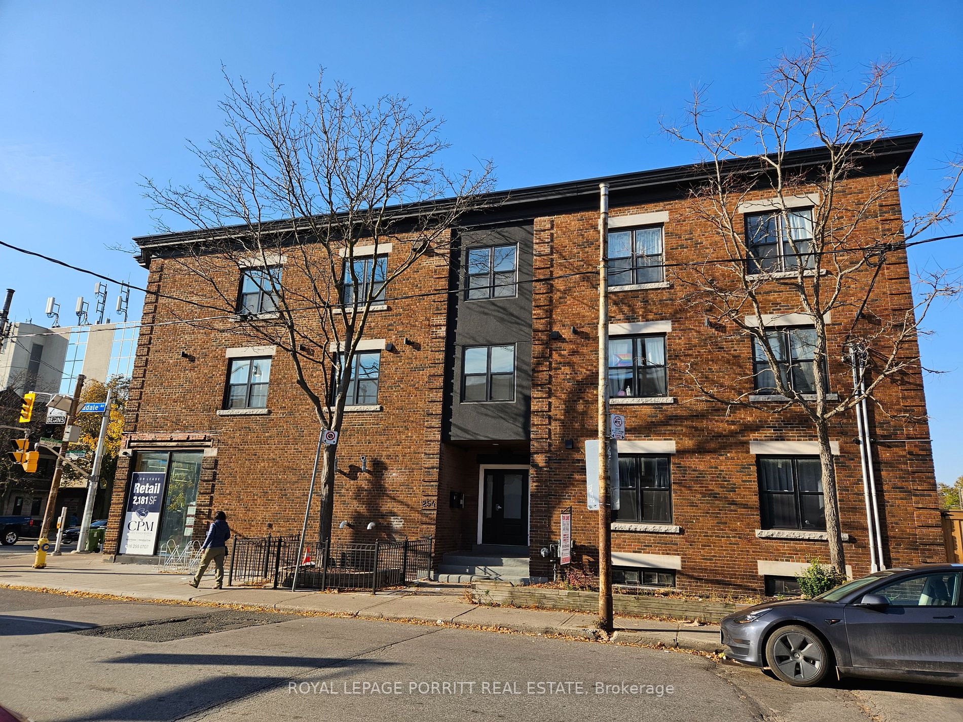 254 Armadale Ave, #6