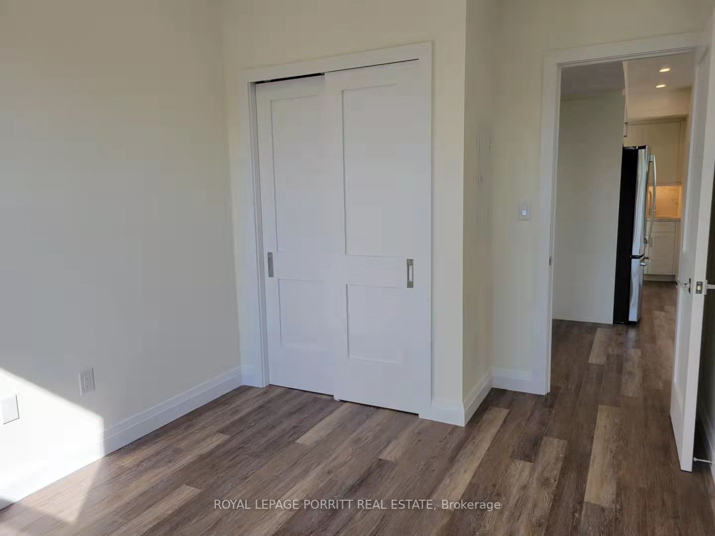 254 Armadale Ave, #6