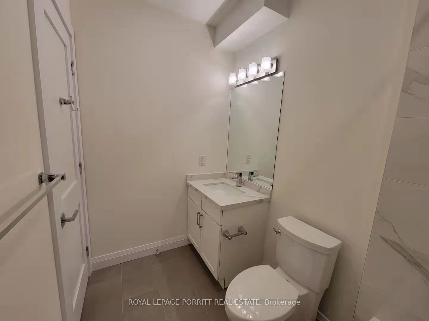 254 Armadale Ave, #6
