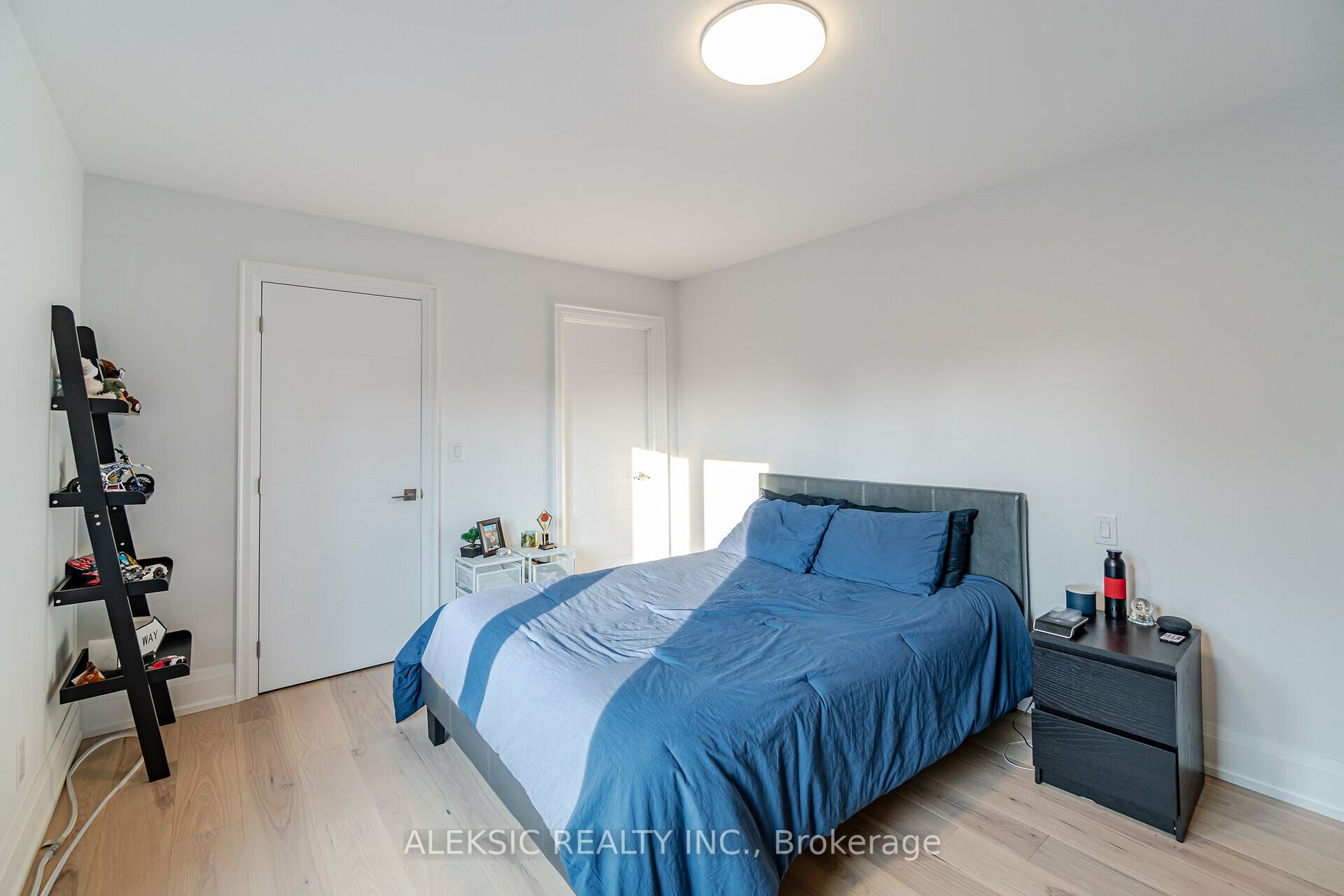 4 Eriksdale Rd