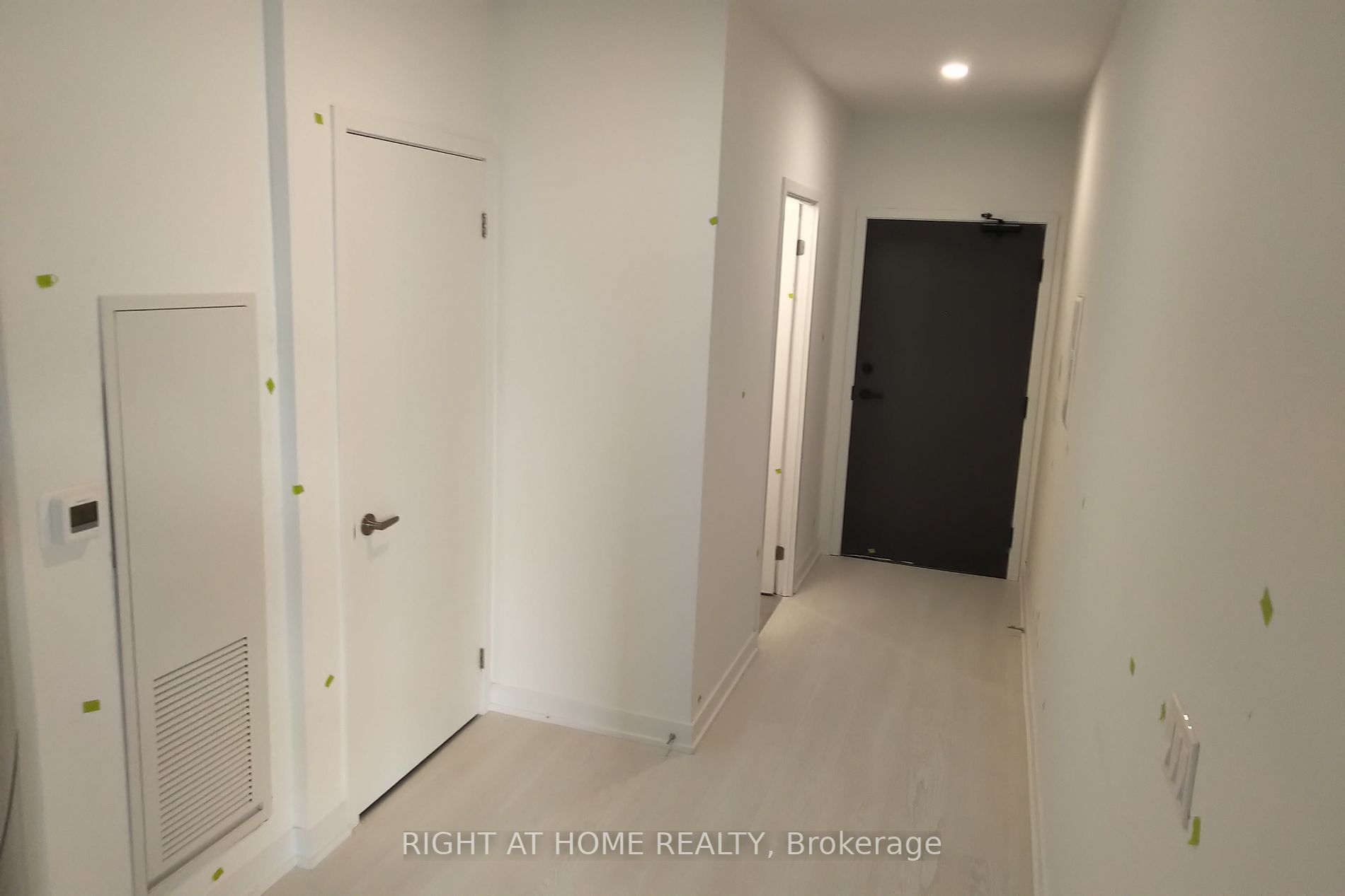 57 Brock Ave, #514