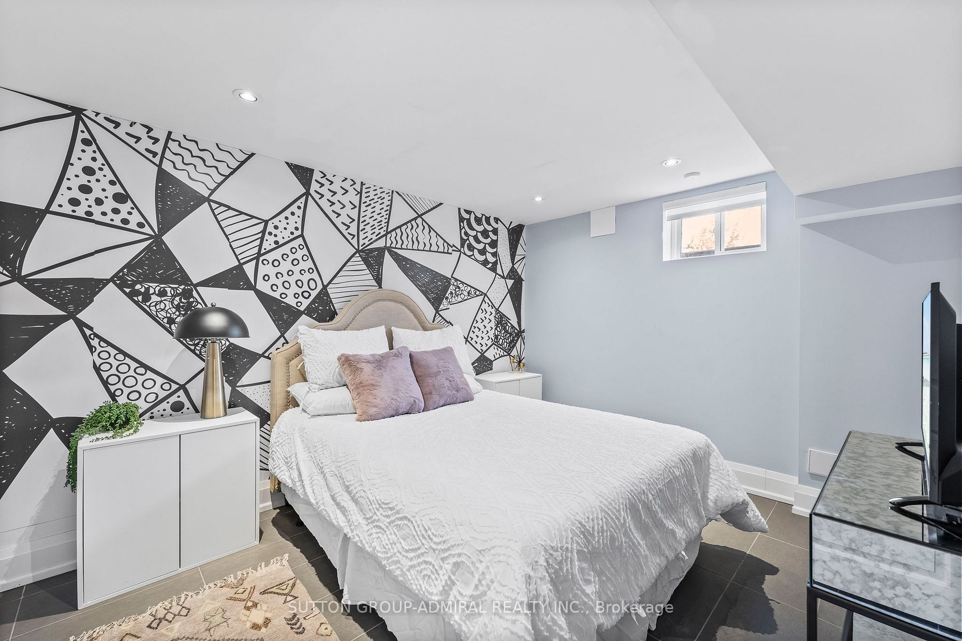 29 Sellmar Rd
