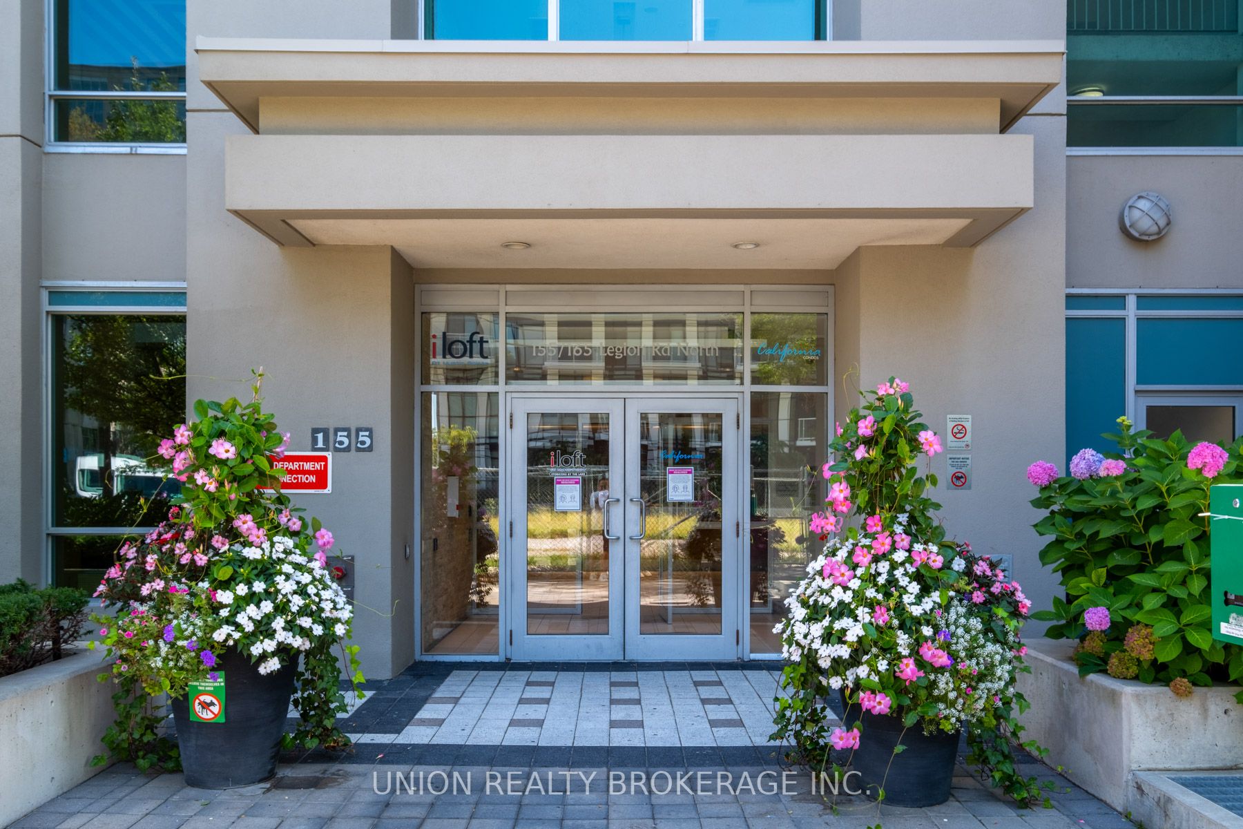 155 Legion Rd N, #905