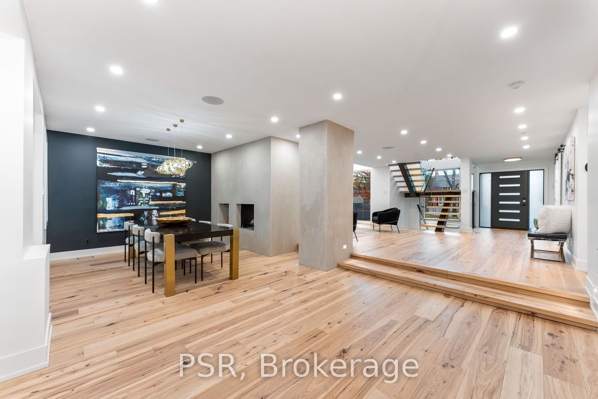 2160 Abbotswood Crt
