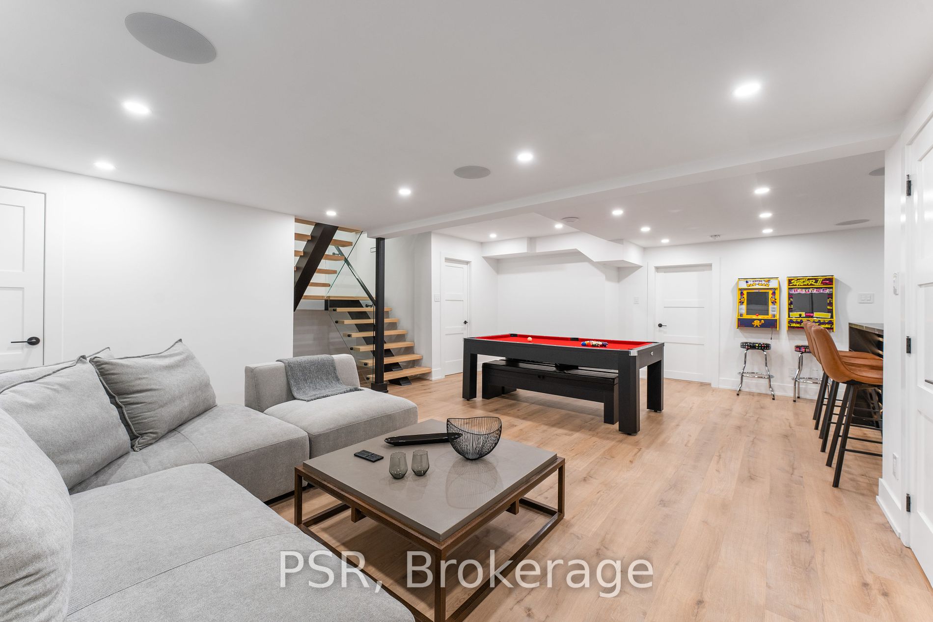 2160 Abbotswood Crt