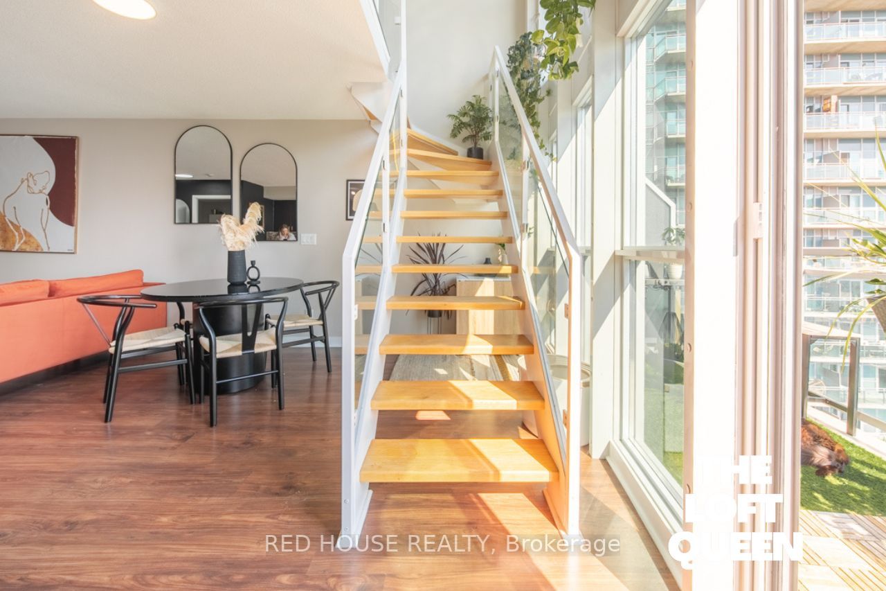 155 Legion Rd N, #2503