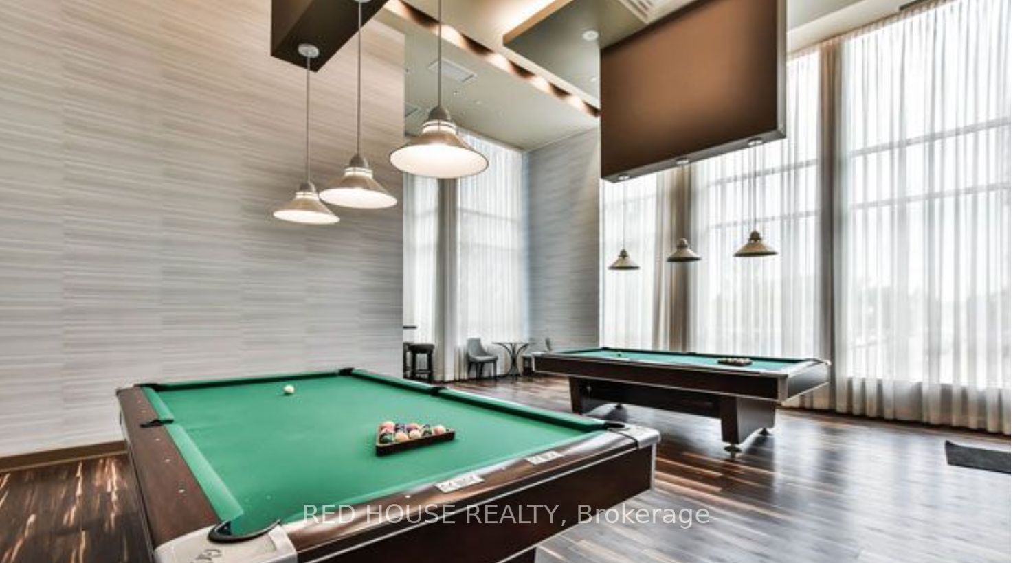 155 Legion Rd N, #2503