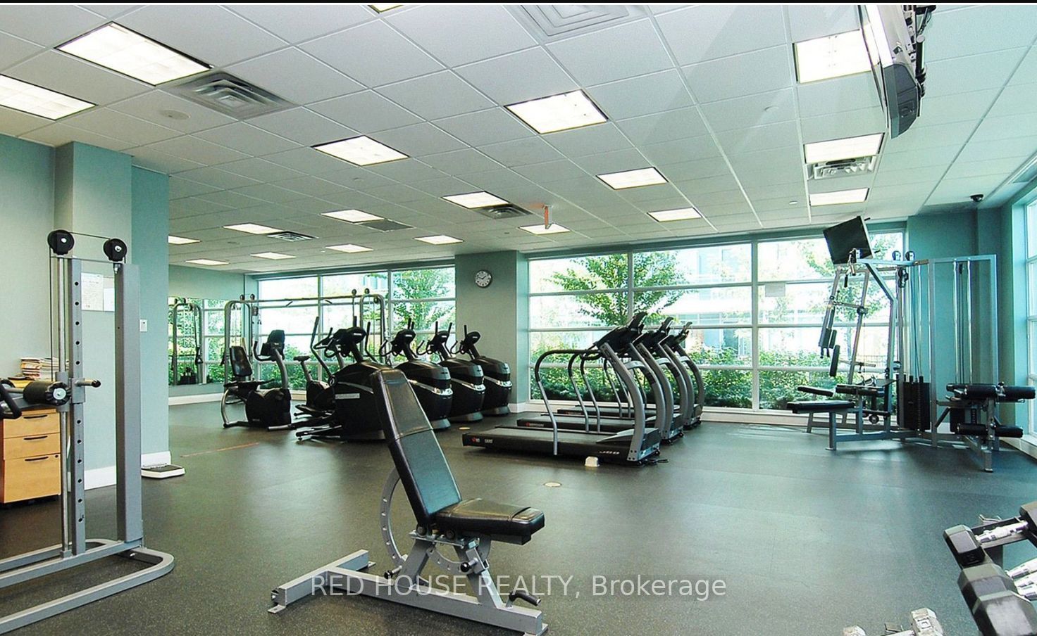 155 Legion Rd N, #2503