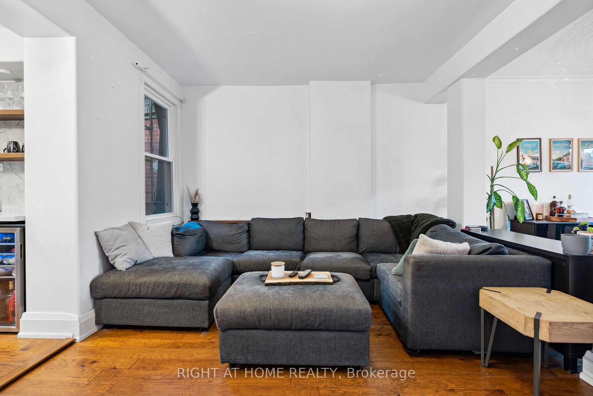 232 Maria St