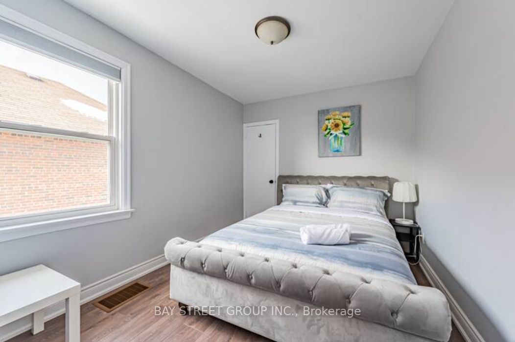 85 Yorkview Dr