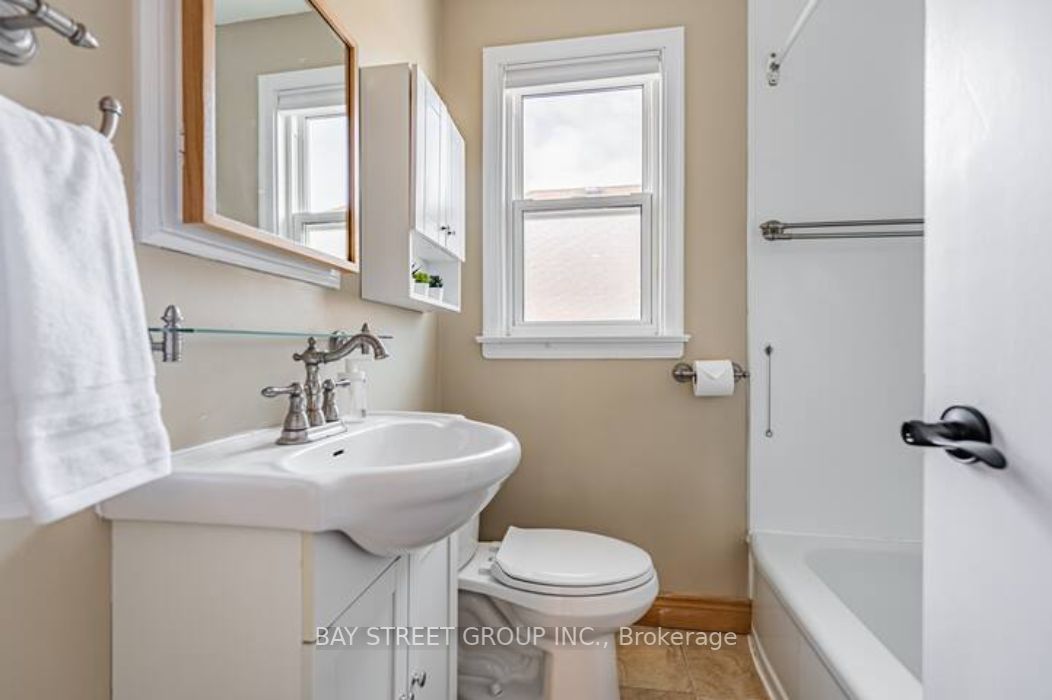 85 Yorkview Dr