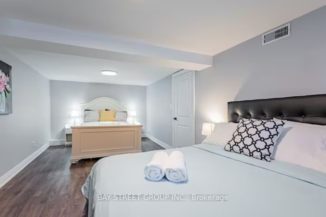 85 Yorkview Dr