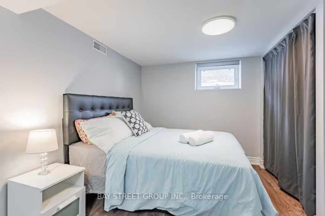 85 Yorkview Dr