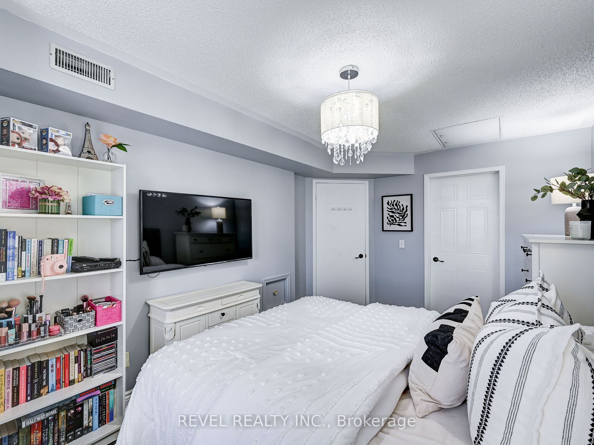 119 Bristol Rd E, #37