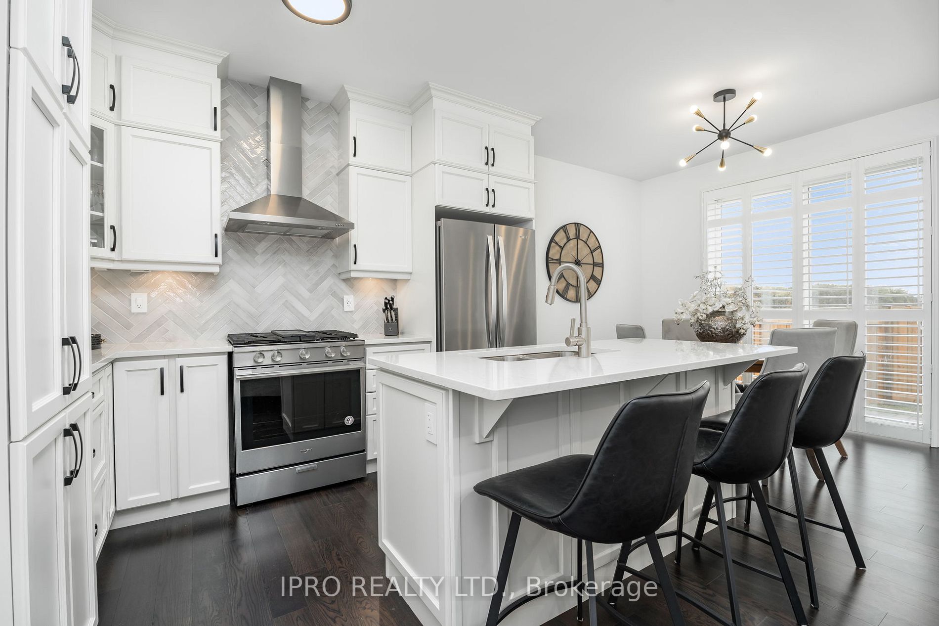 861 Tea Landing