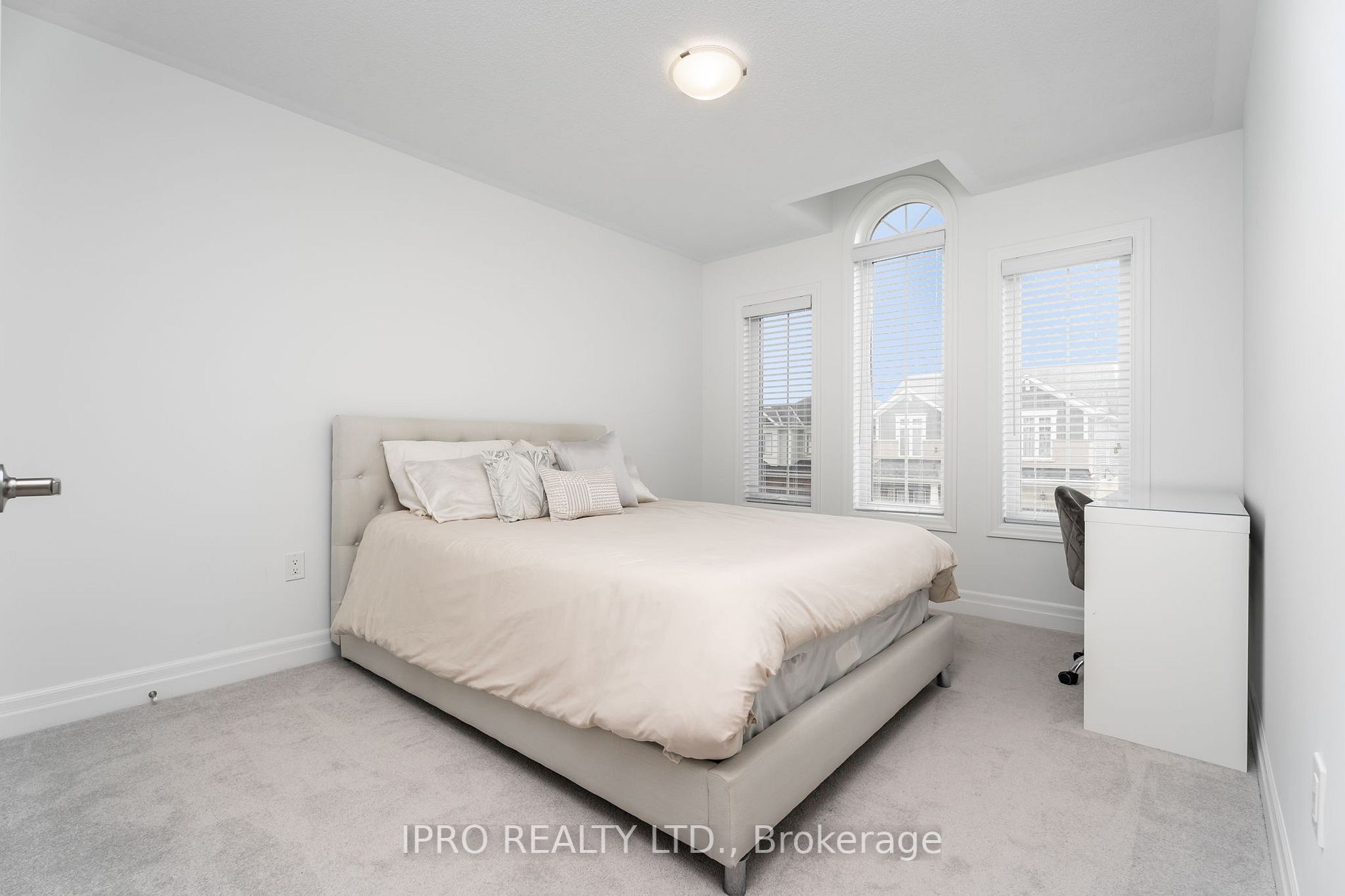 861 Tea Landing