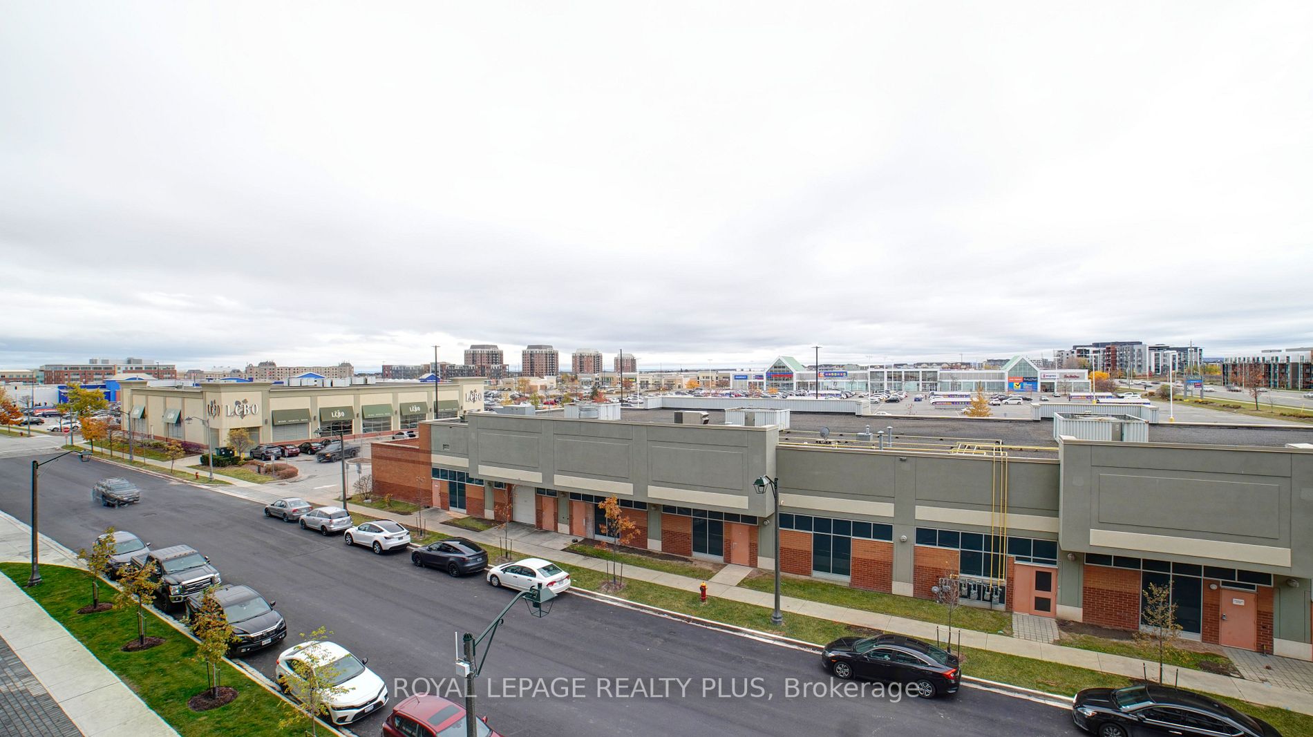 2481 Taunton Rd, #303