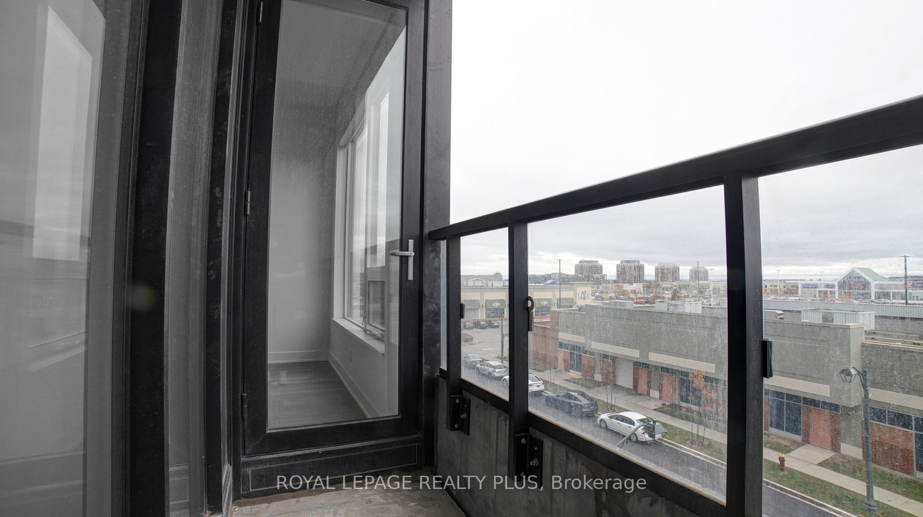 2481 Taunton Rd, #303