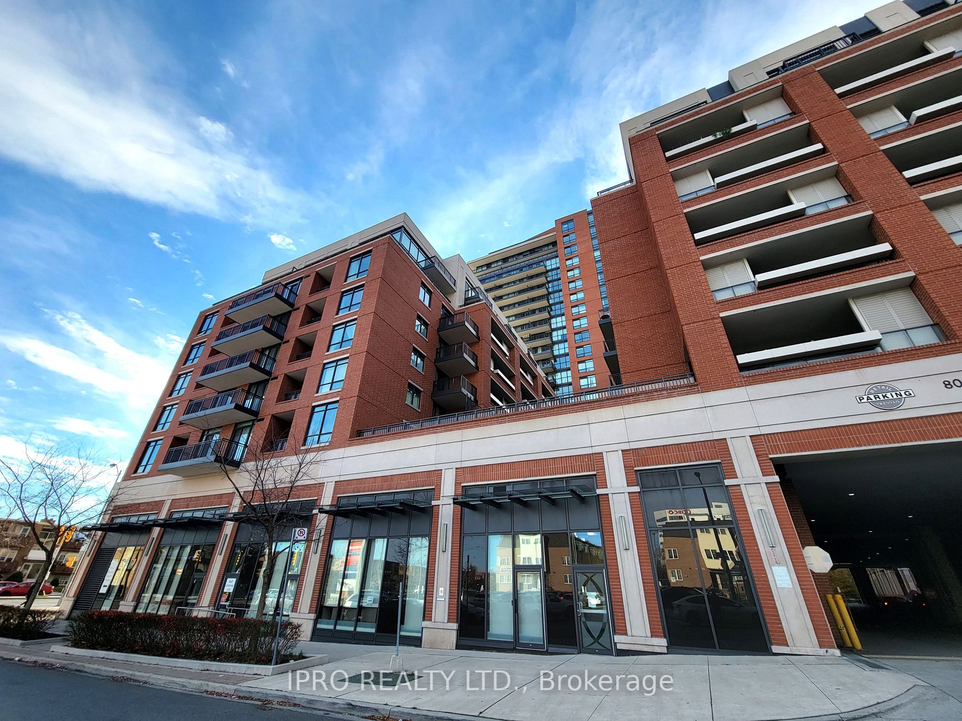 800 Lawrence Ave W, #208