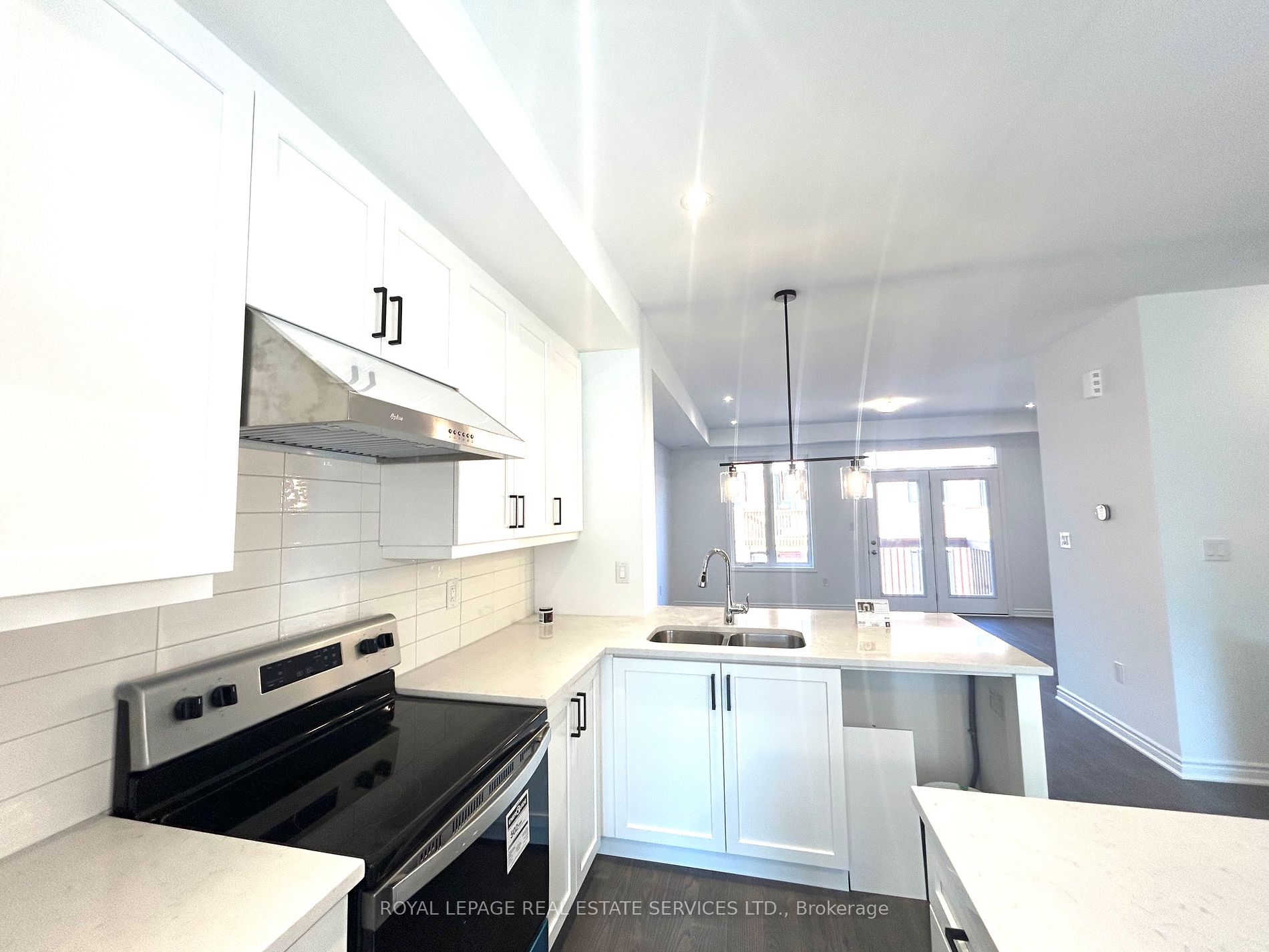 1391 Kaniv St