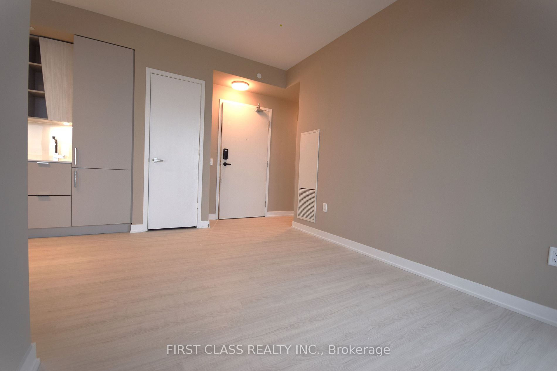 3883 Quartz Rd, #2805