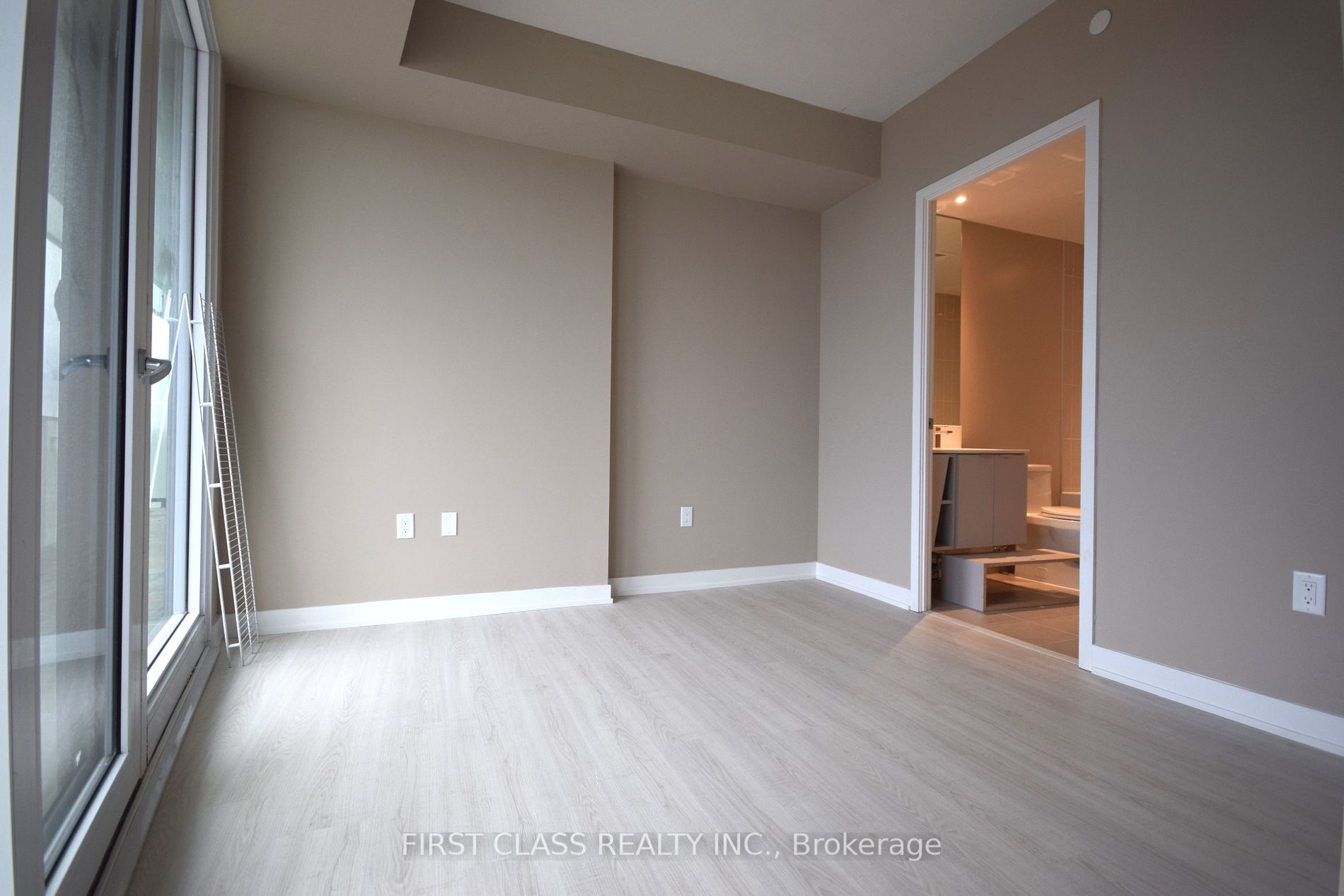 3883 Quartz Rd, #2805