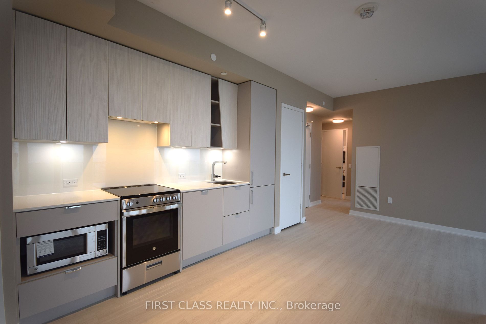 3883 Quartz Rd, #2805