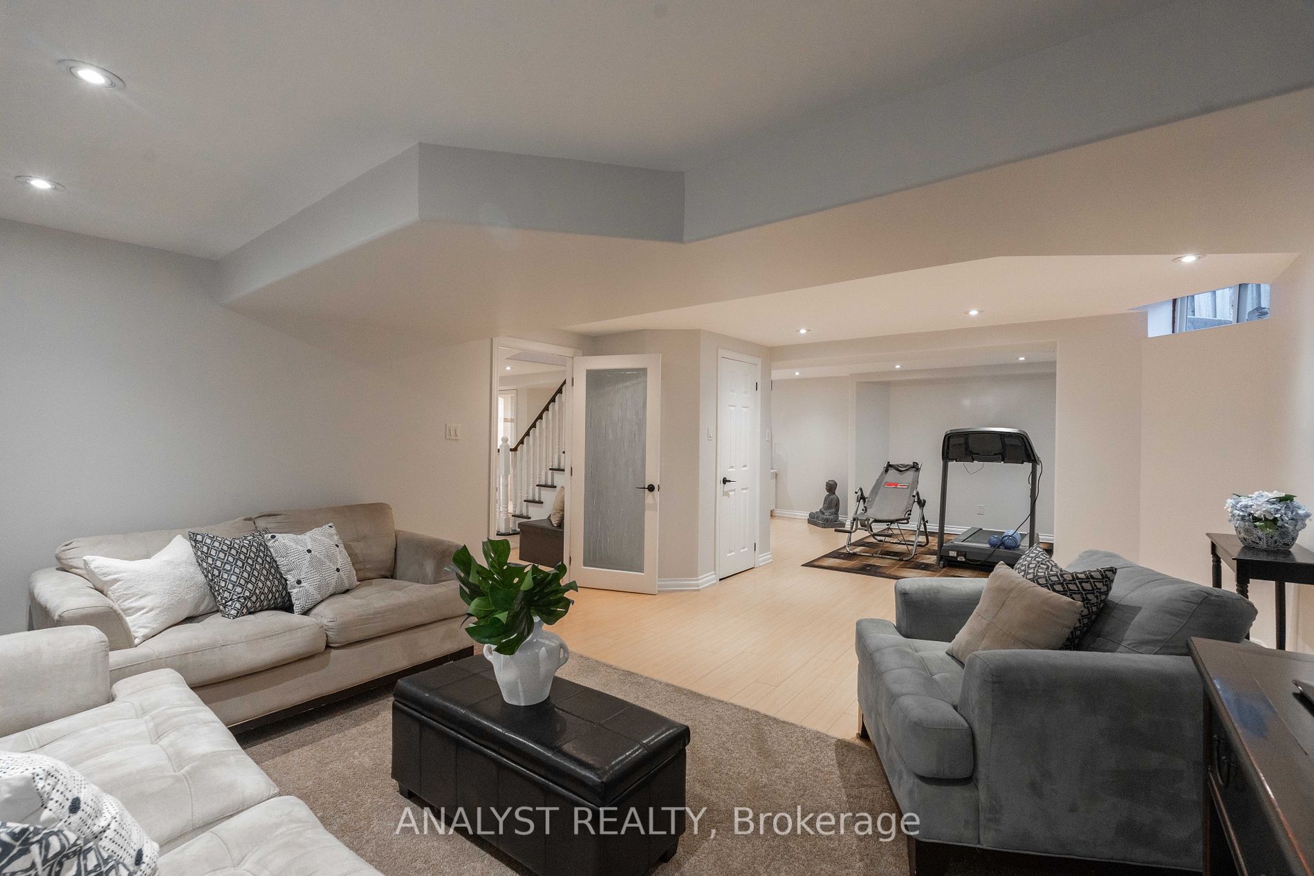 52 St Michaels Cres