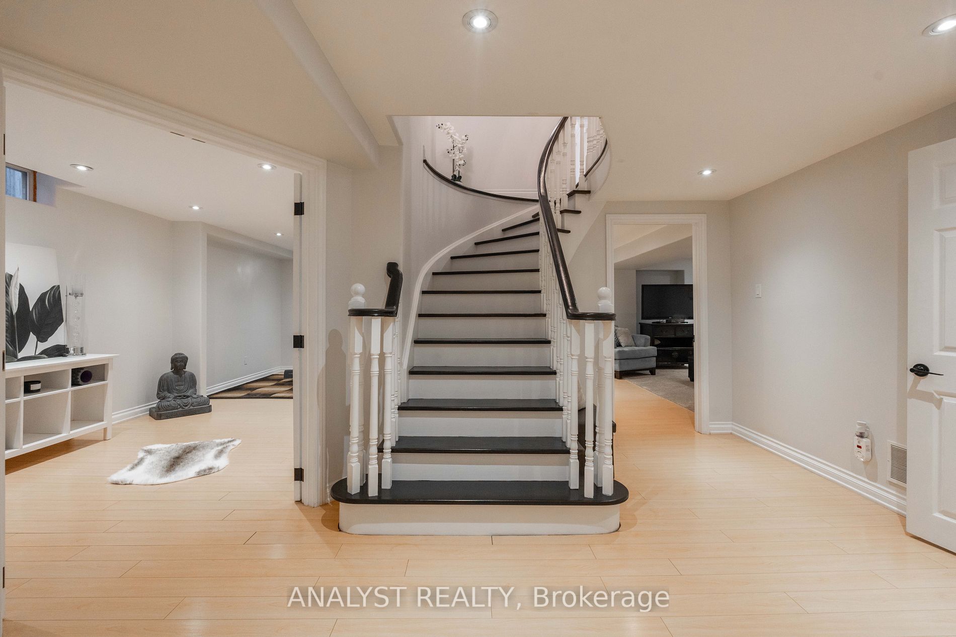 52 St Michaels Cres