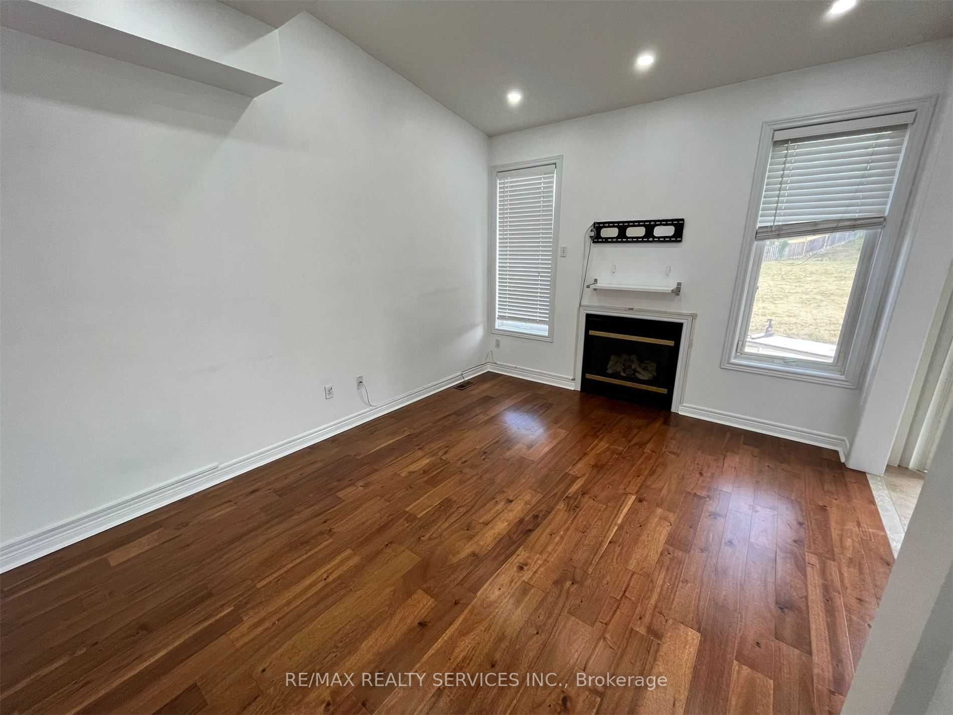 35 Seahorse Ave