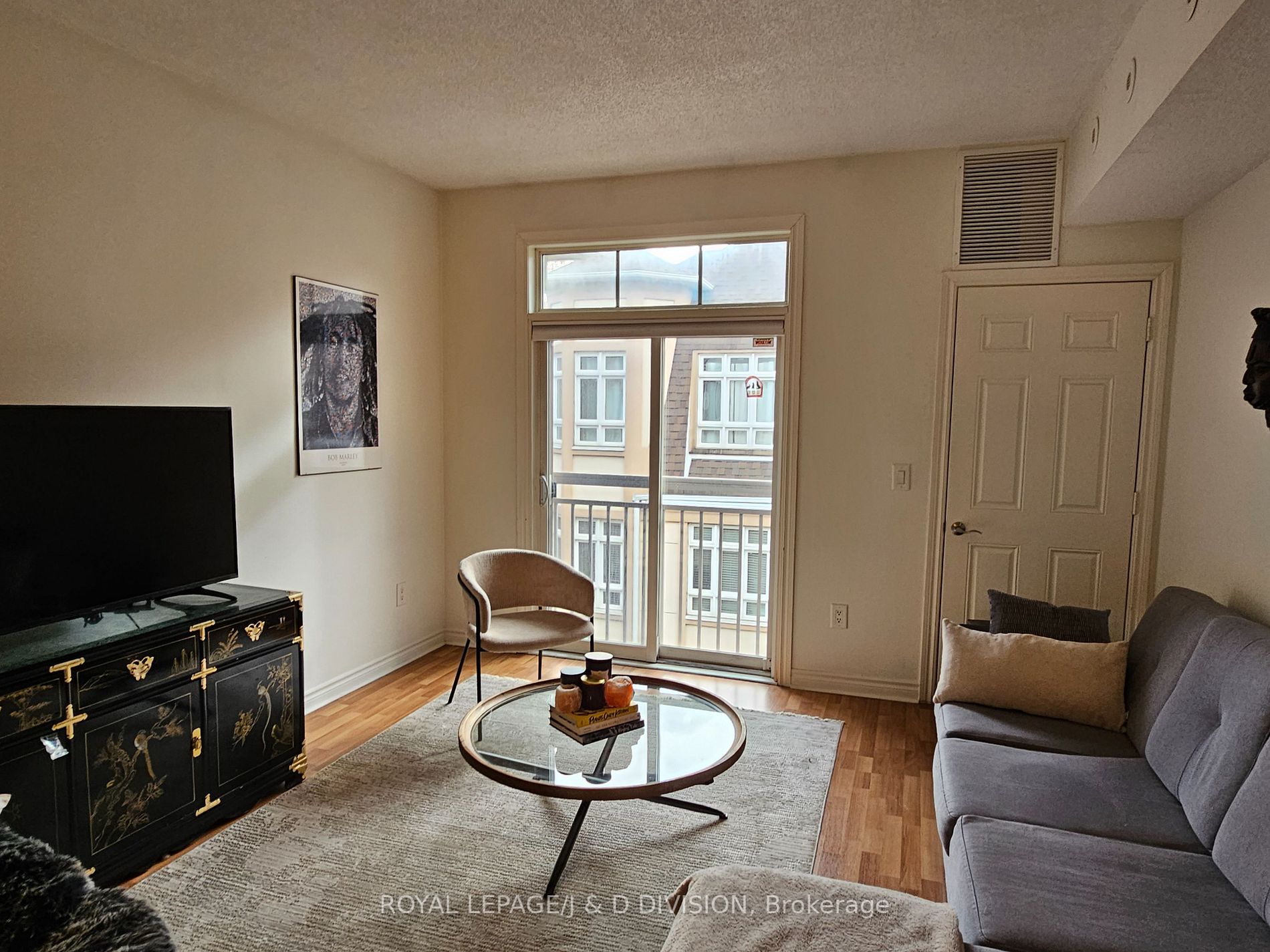 38 Gibson Ave, #9