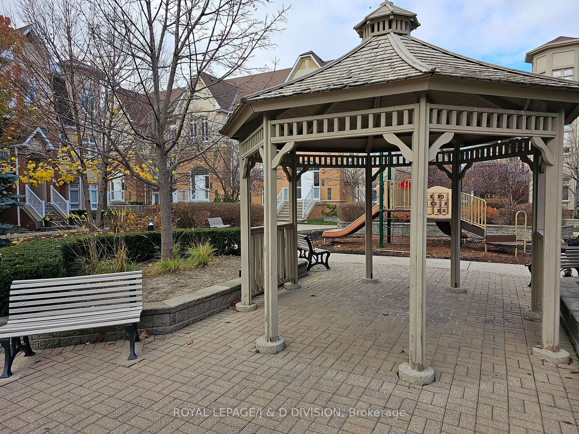38 Gibson Ave, #9